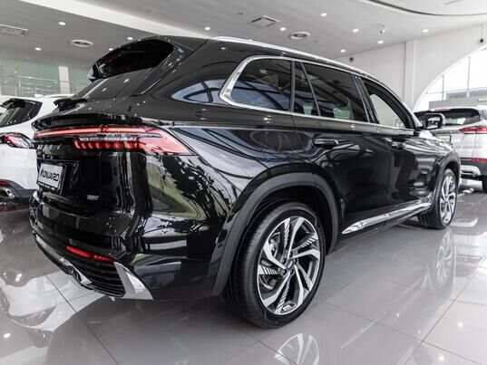 Geely Monjaro, I Flagship