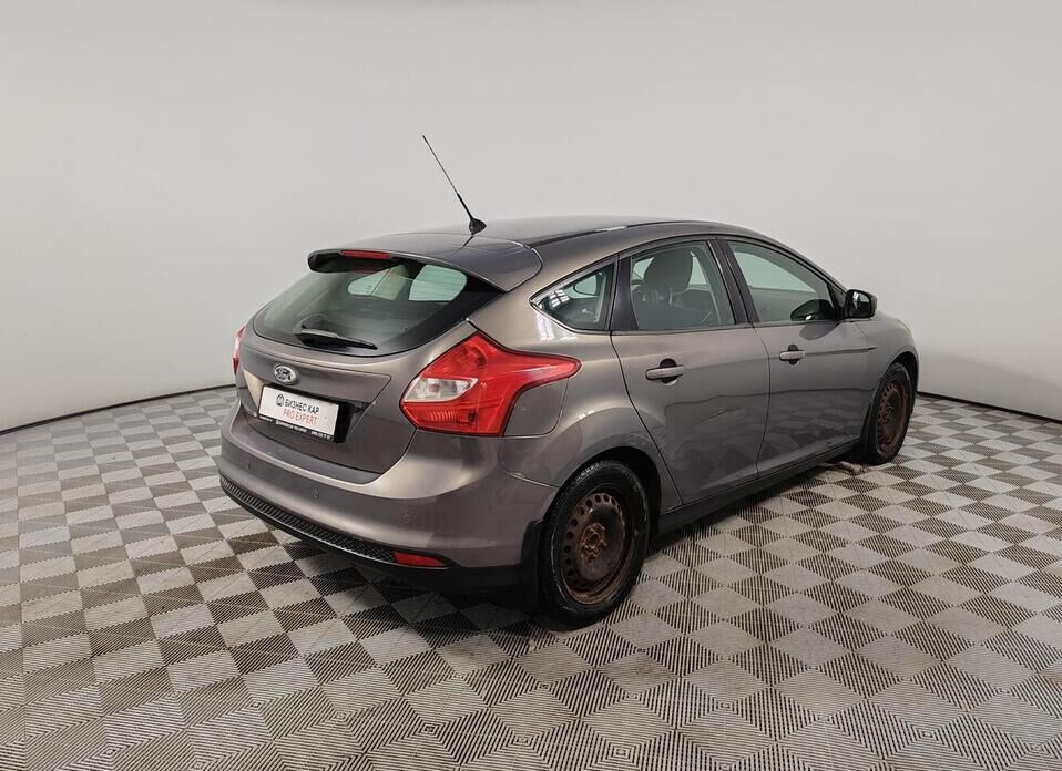 Ford Focus, III 1.6 MT (125 л.с.)