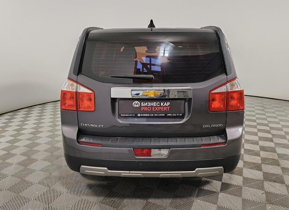 Chevrolet Orlando 1.8 MT (141 л.с.)