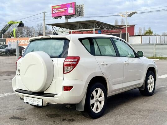 Toyota RAV4, 2010 г., 144 144 км