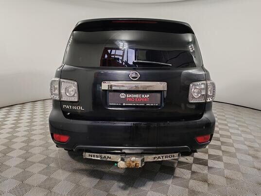 Nissan Patrol, 2010&nbsp;г., 175&nbsp;273&nbsp;км