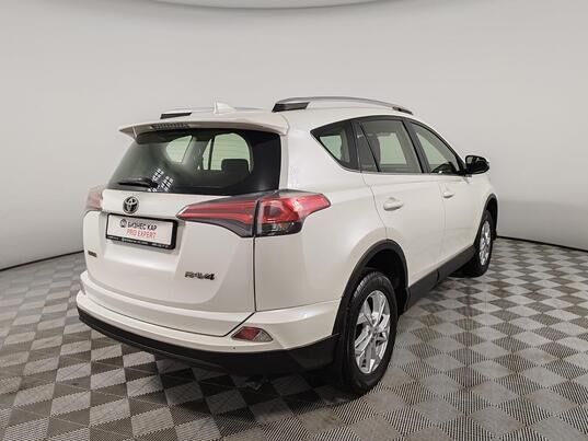 Toyota RAV4, 2016 г., 196 547 км