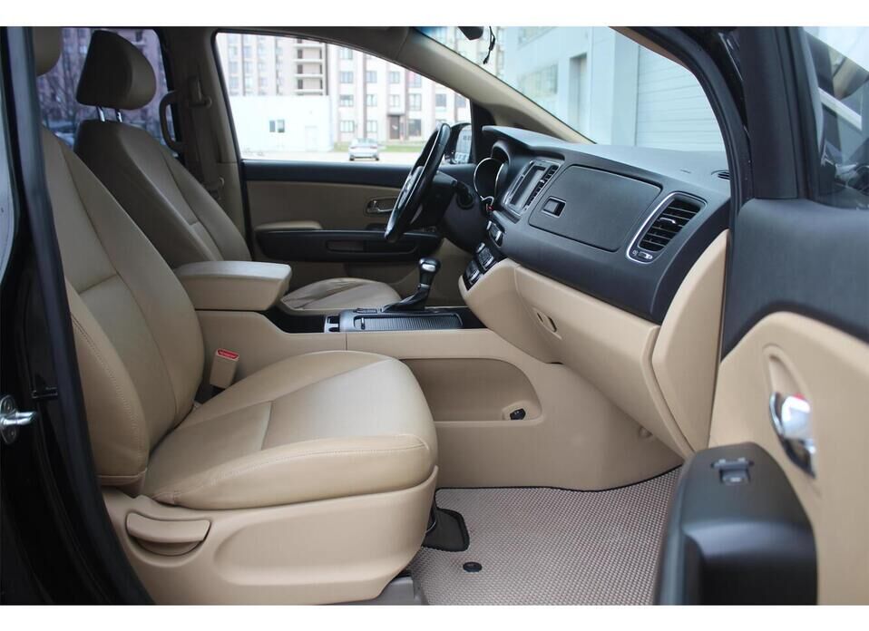 Kia Carnival, III 2.2d AT (202 л.с.)