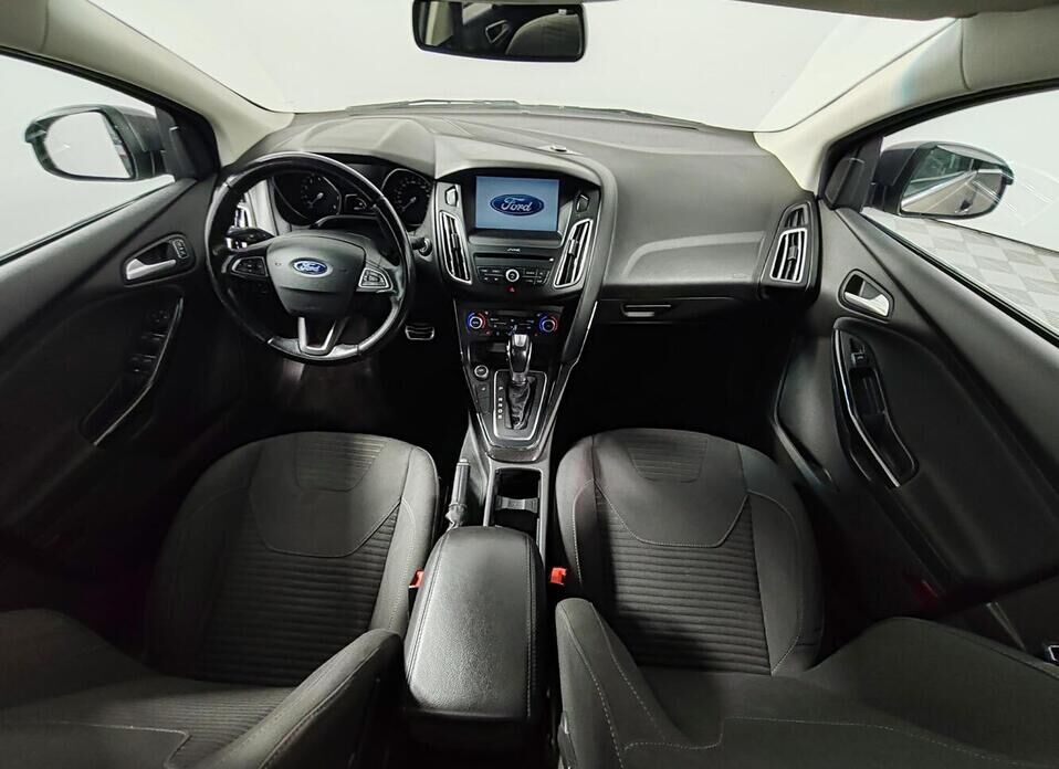 Ford Focus, III Рестайлинг 1.6 AMT (125 л.с.)