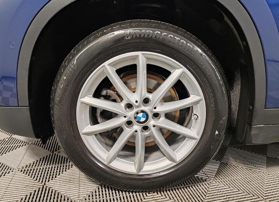 BMW X1, II (F48) Рестайлинг 18d xDrive 2.0d AT (150 л.с.) 4WD
