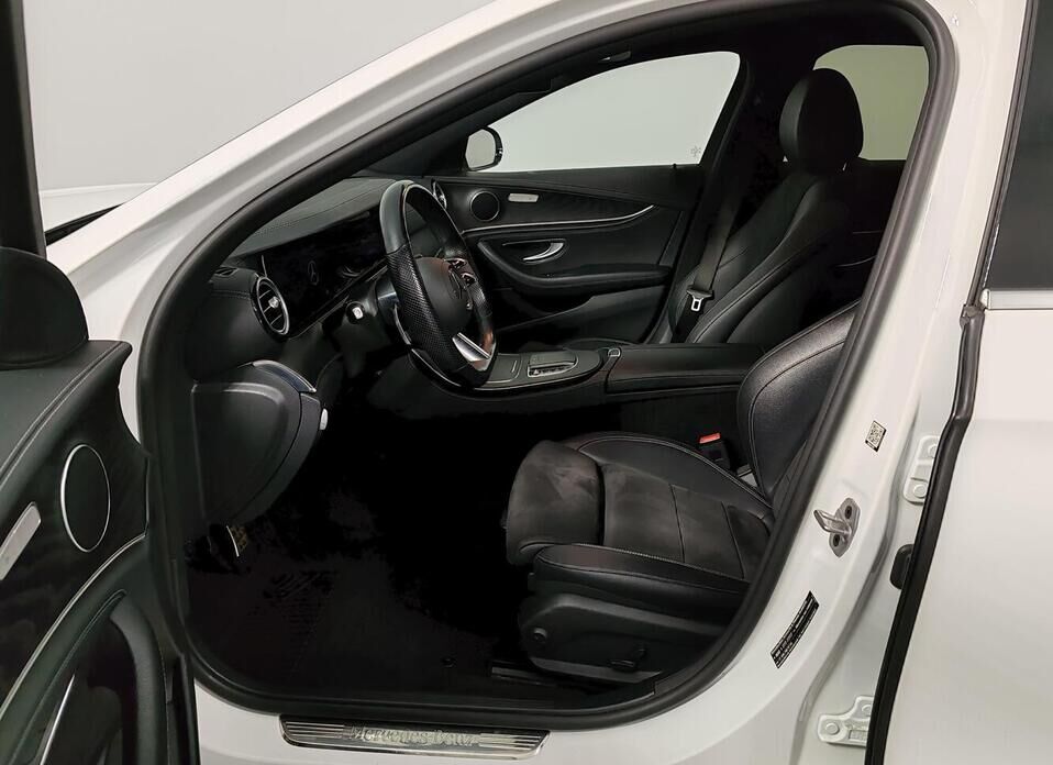 Mercedes-Benz E-Класс, V (W213, S213, C238) Рестайлинг 200 2.0 AT (197 л.с.) 4WD