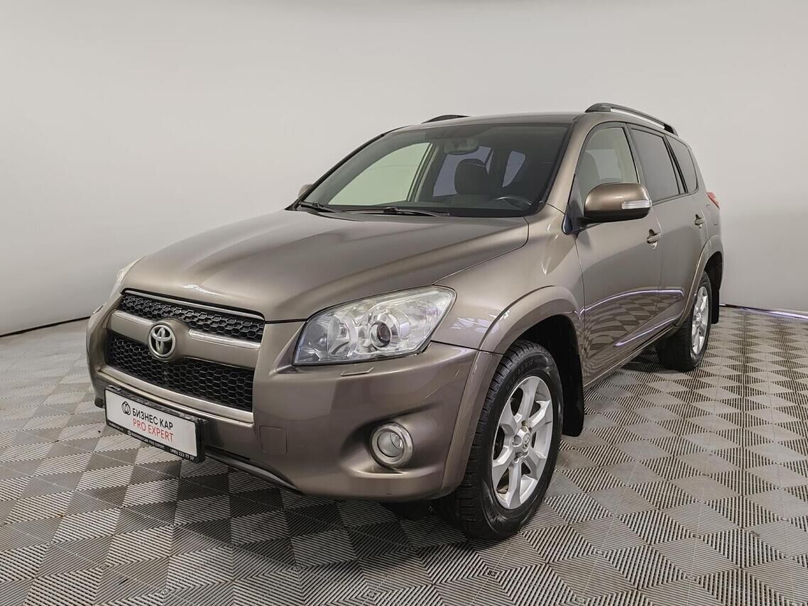 Toyota RAV4, 2012 г., 179 183 км