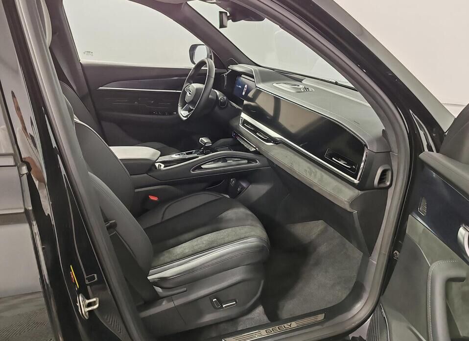 Geely Monjaro, I 2.0 AT (238 л.с.) 4WD