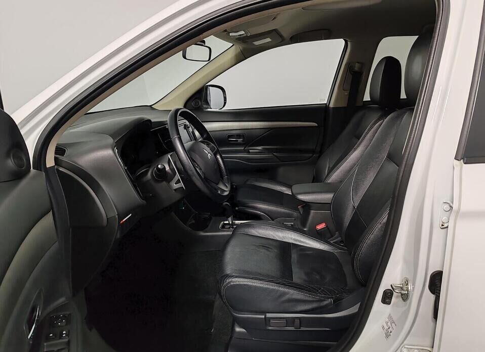 Mitsubishi Outlander, III 2.4 CVT (167 л.с.) 4WD