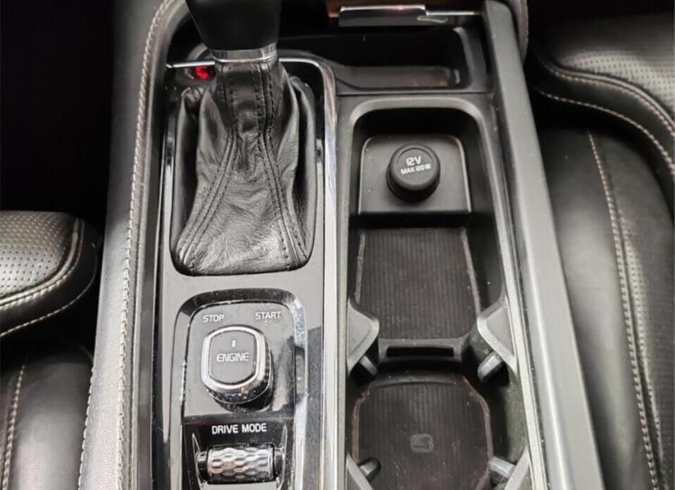 Volvo XC90, II 2.0d AT (235 л.с.) 4WD