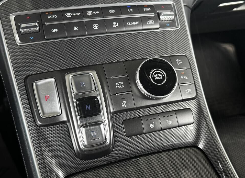 Hyundai Santa Fe, IV Рестайлинг 2.5 AT (180 л.с.) 4WD