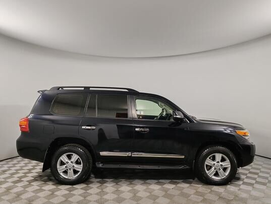Toyota Land Cruiser, 2013&nbsp;г., 275&nbsp;286&nbsp;км