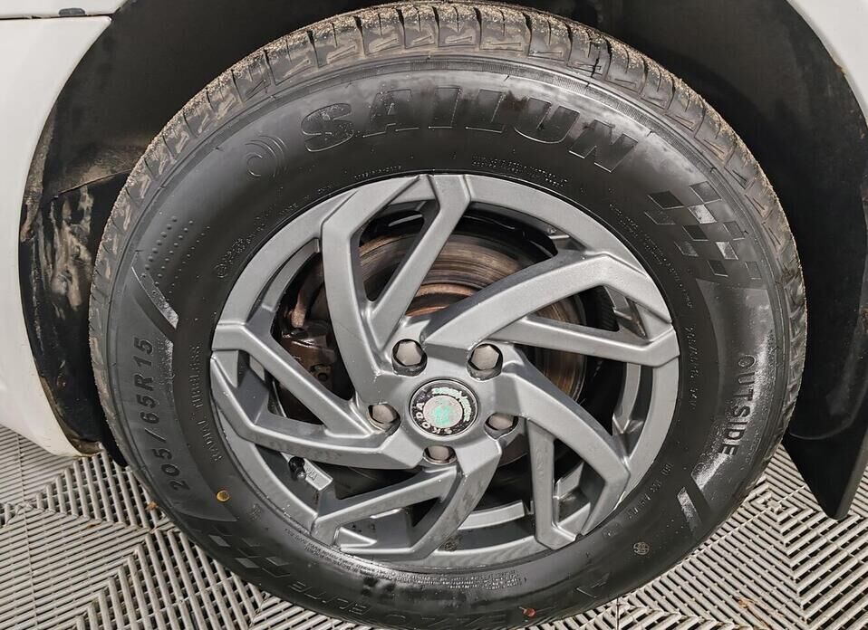 Skoda Octavia, II (A5) Рестайлинг 1.4 AMT (122 л.с.)