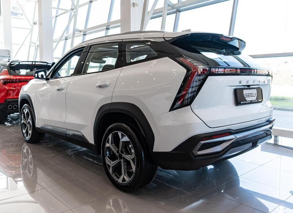 Geely Atlas, II 1.5 AMT (147 л.с.)