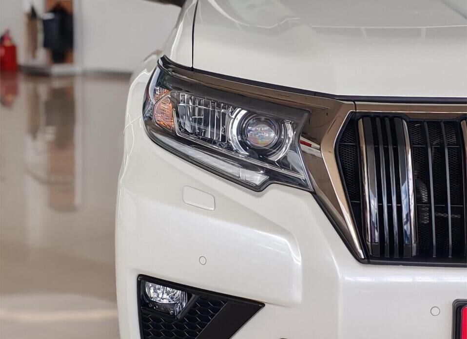 Toyota Land Cruiser Prado, 150 Series Рестайлинг 3 2.8d AT (200 л.с.) 4WD