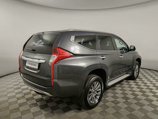 Mitsubishi Pajero Sport, 2018 г., 183 012 км