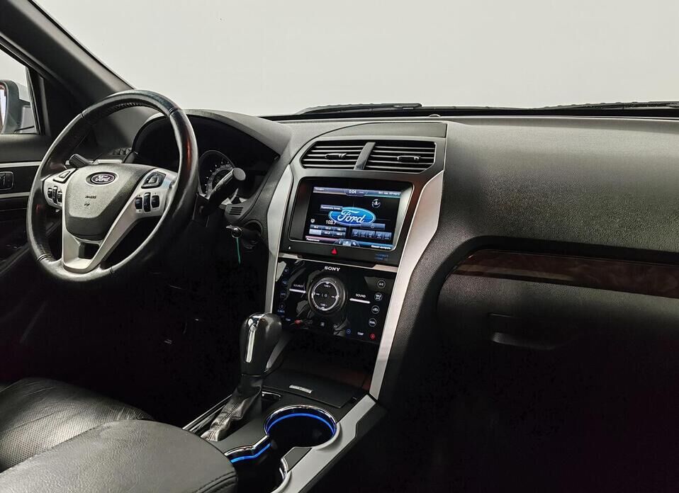 Ford Explorer, V 3.5 AT (249 л.с.) 4WD