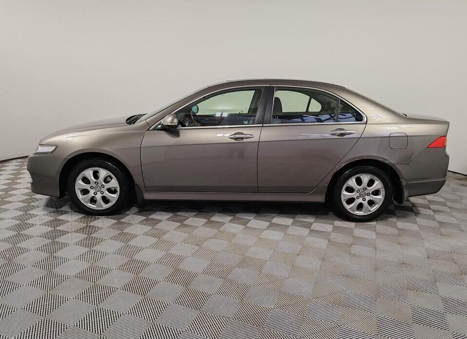 Honda Accord, VII Рестайлинг 2.4 MT (190 л.с.)