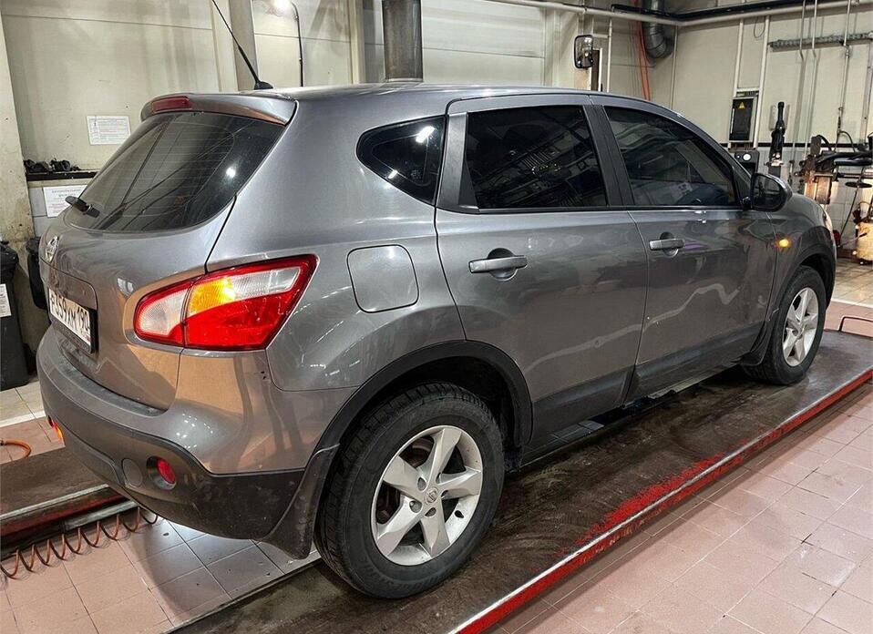 Nissan Qashqai, I Рестайлинг 1.6 CVT (117 л.с.)