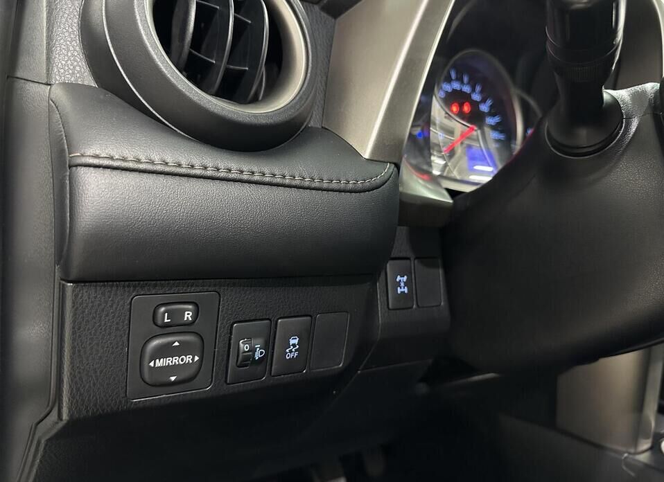 Toyota RAV4, IV (CA40) 2.0 MT (146 л.с.) 4WD