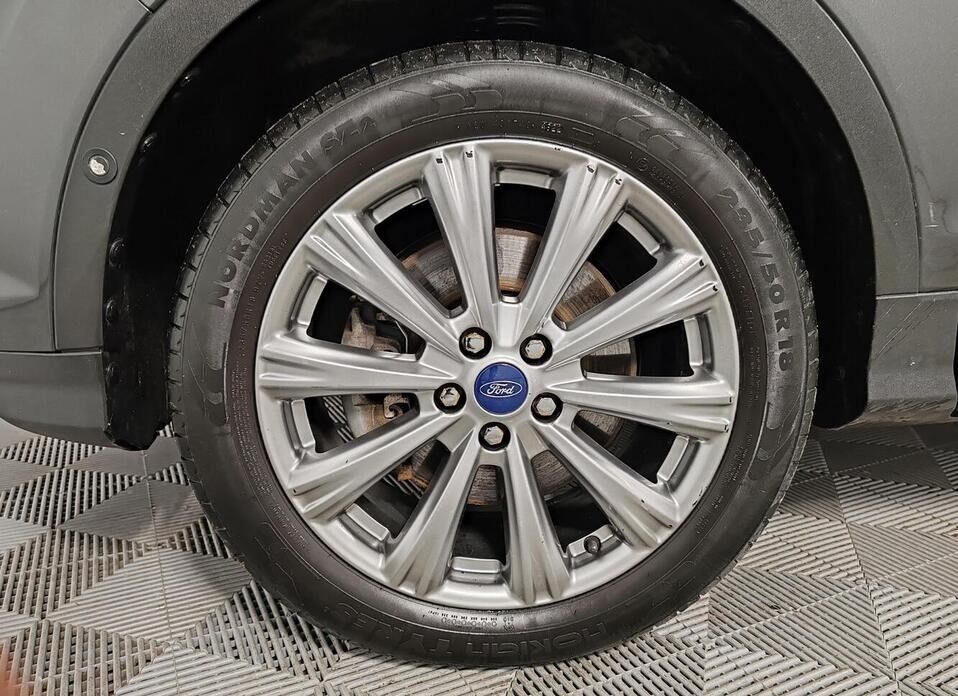 Ford Kuga 1.5 AT (182 л.с.) 4WD