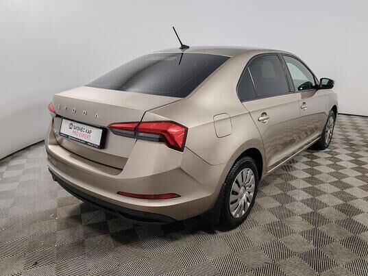 Skoda Rapid, 2021 г., 92 236 км