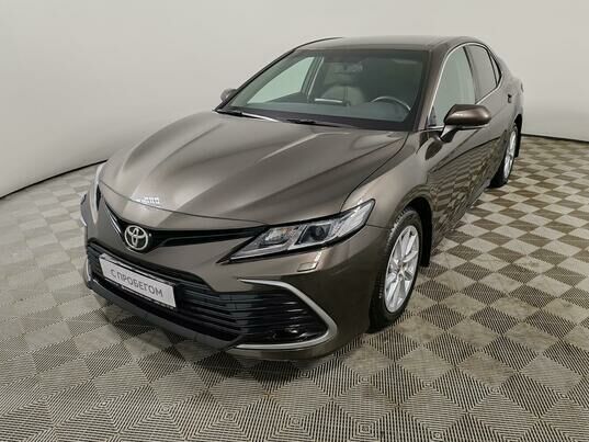 Toyota Camry, 2021 г., 27 381 км