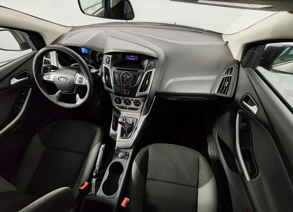 Ford Focus, III 1.6 MT (125 л.с.)