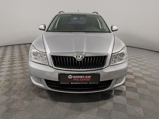 Skoda Octavia, 2011 г., 304 130 км