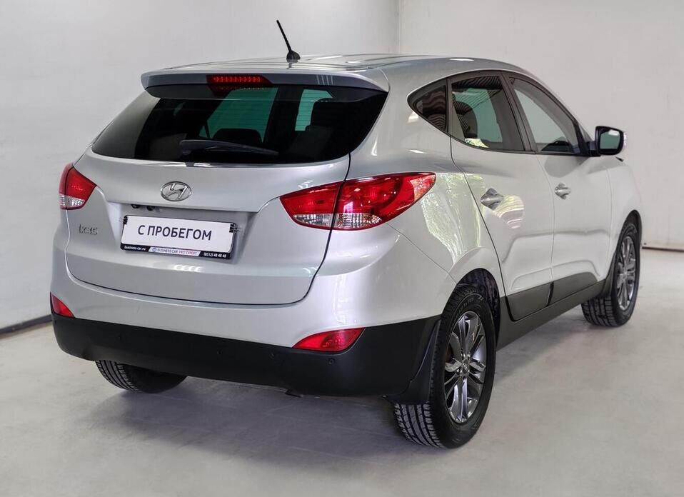 Hyundai ix35, I Рестайлинг 2.0 AT (150 л.с.)