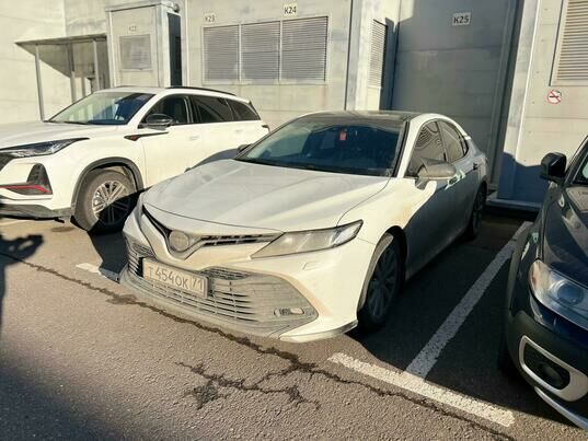 Toyota Camry, 2018 г., 99 987 км