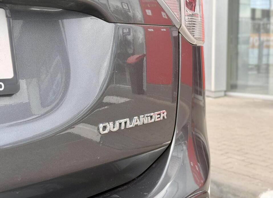 Mitsubishi Outlander, III Рестайлинг 2.0 CVT (146 л.с.) 4WD