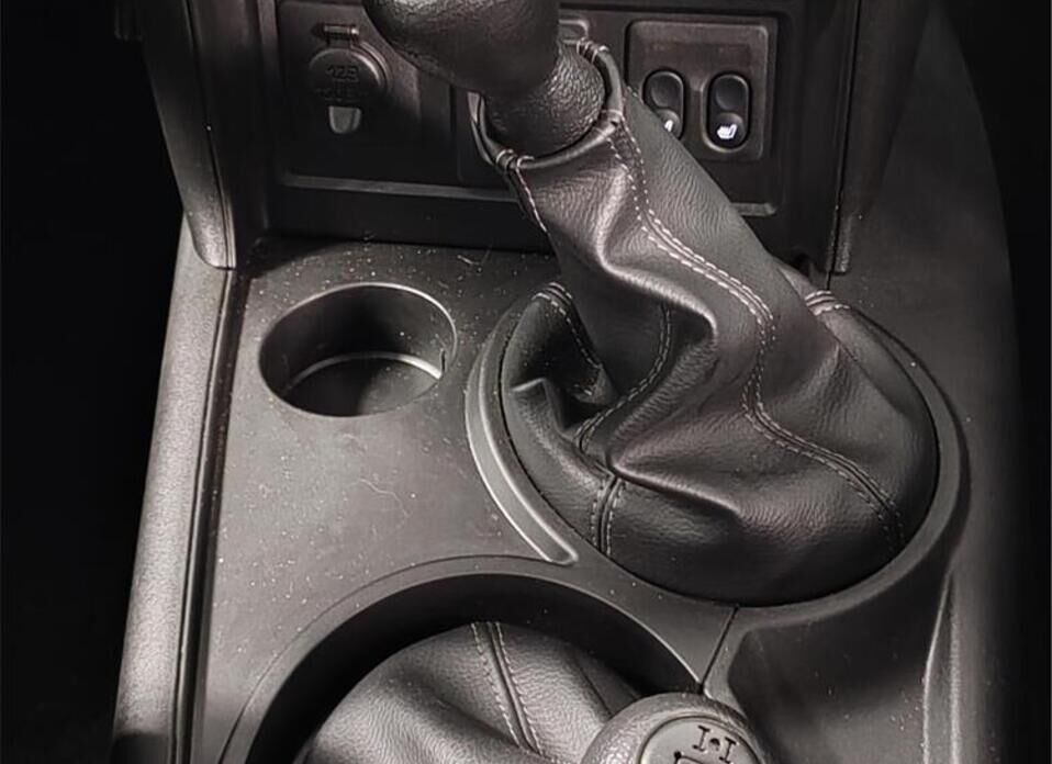 LADA (ВАЗ) Niva Travel, I 1.7 MT (80 л.с.) 4WD