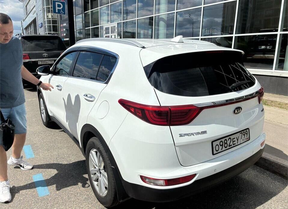 Kia Sportage, IV Рестайлинг 2.0 AT (150 л.с.)