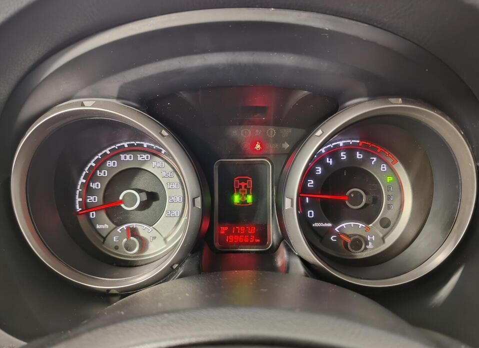 Mitsubishi Pajero, IV Рестайлинг 1 3.0 AT (178 л.с.) 4WD