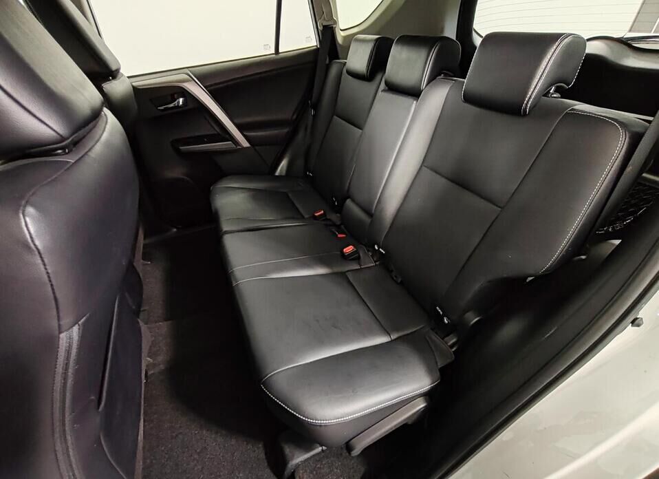 Toyota RAV4, IV (CA40) Рестайлинг 2.0 CVT (146 л.с.) 4WD