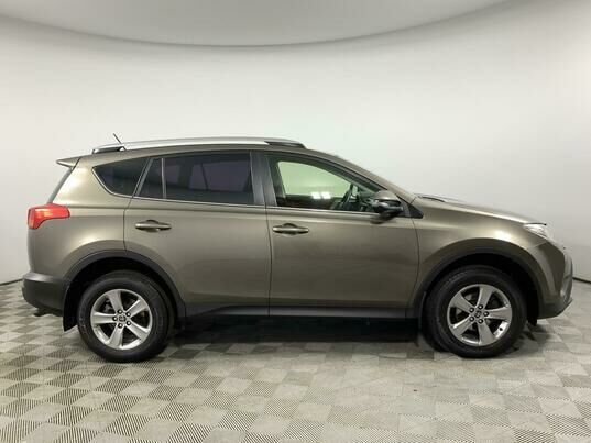 Toyota RAV4, 2015 г., 135 691 км