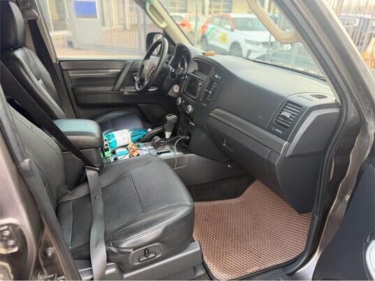 Mitsubishi Pajero, 2014&nbsp;г., 197&nbsp;999&nbsp;км