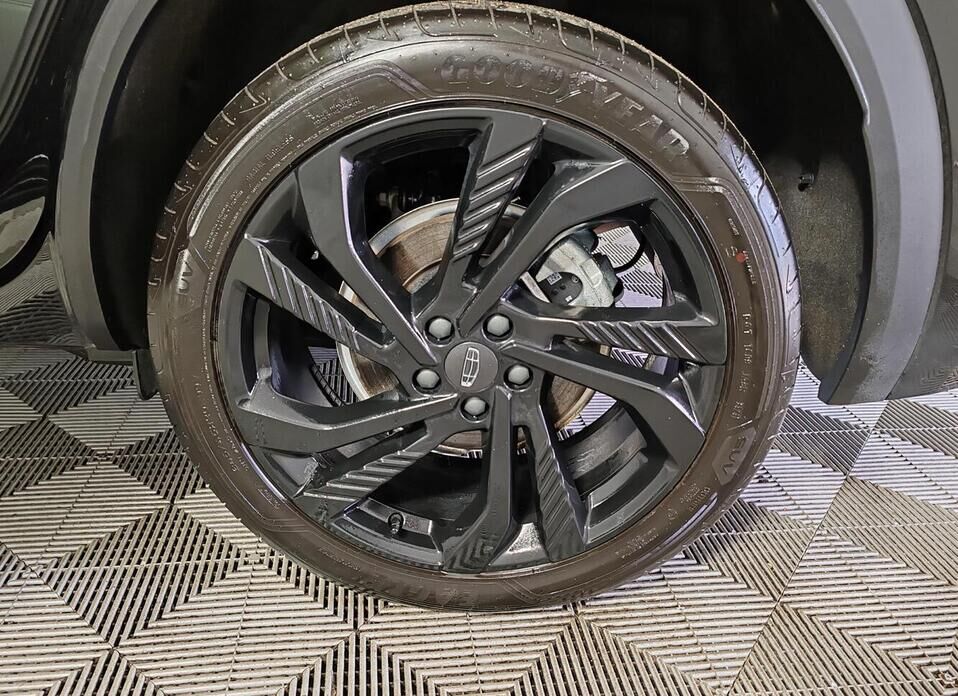 Geely Monjaro, I 2.0 AT (238 л.с.) 4WD