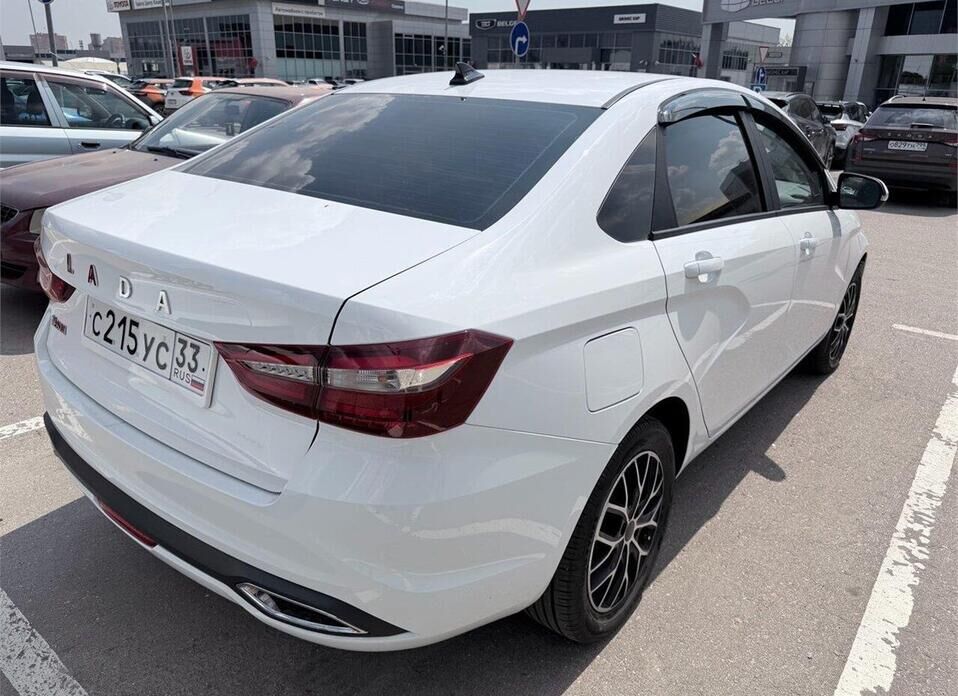 LADA (ВАЗ) Vesta, I Рестайлинг (NG) 1.6 MT (106 л.с.)