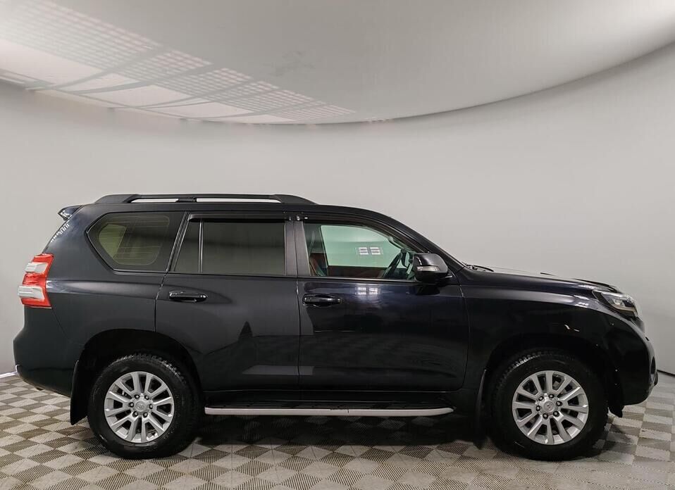 Toyota Land Cruiser Prado, 150 Series Рестайлинг 1 3.0d AT (173 л.с.) 4WD