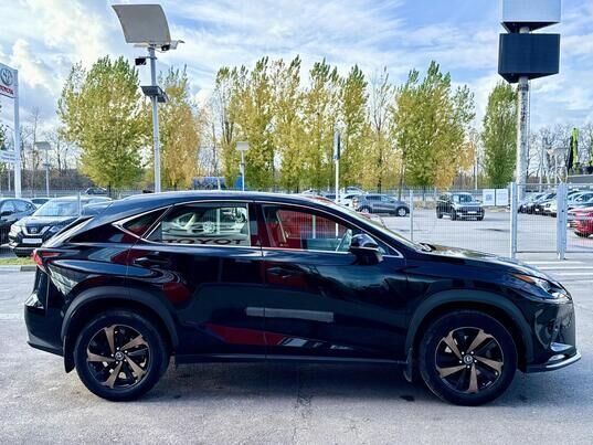 Lexus NX, 2020 г., 100 826 км