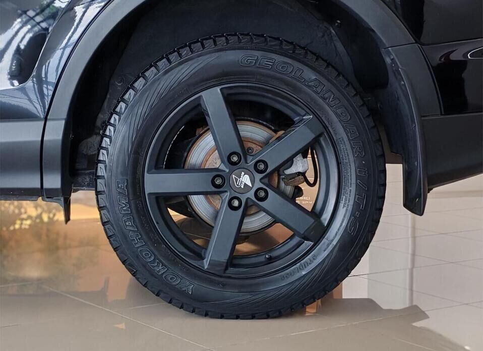 Toyota RAV4, IV (XA40) Рестайлинг 2.0 CVT (146 л.с.) 4WD