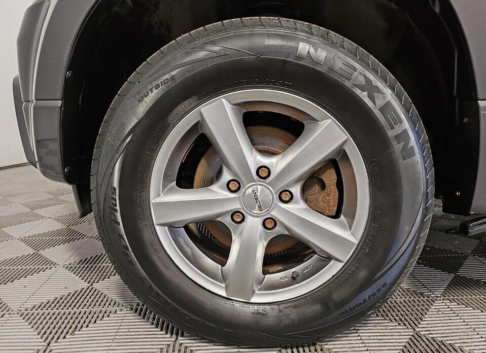 Suzuki Grand Vitara, II Рестайлинг 2.0 MT (140 л.с.) 4WD