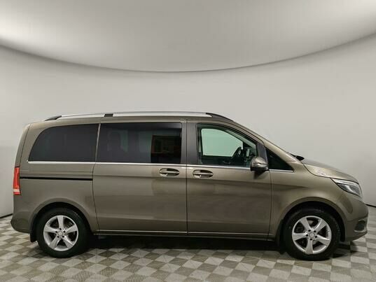 Mercedes-Benz V-Класс, 2018 г., 122 674 км