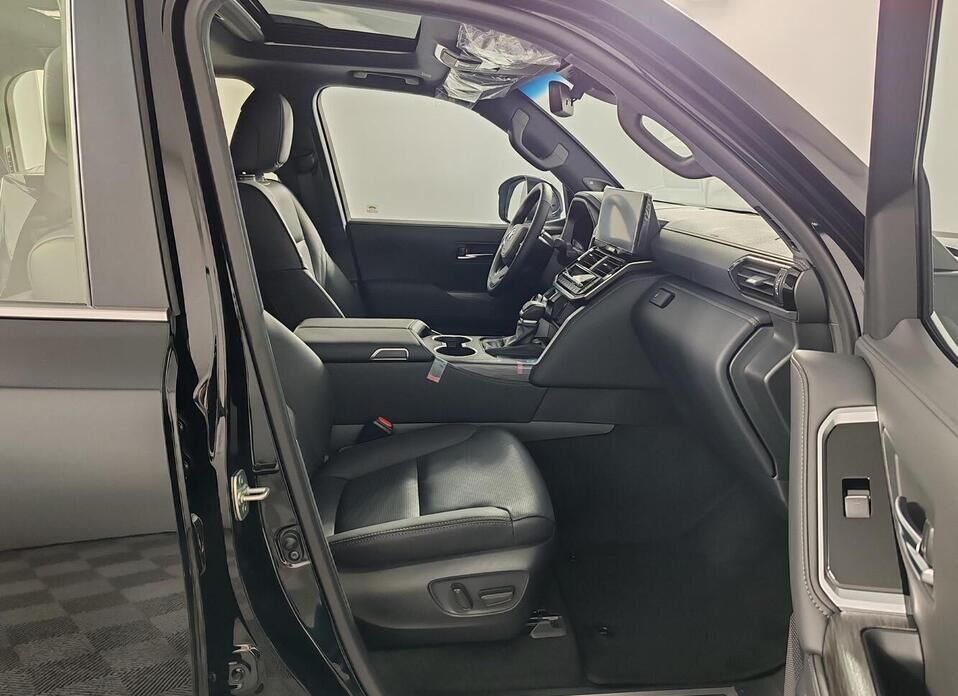 Toyota Land Cruiser, 300 Series 3.3d AT (299 л.с.) 4WD