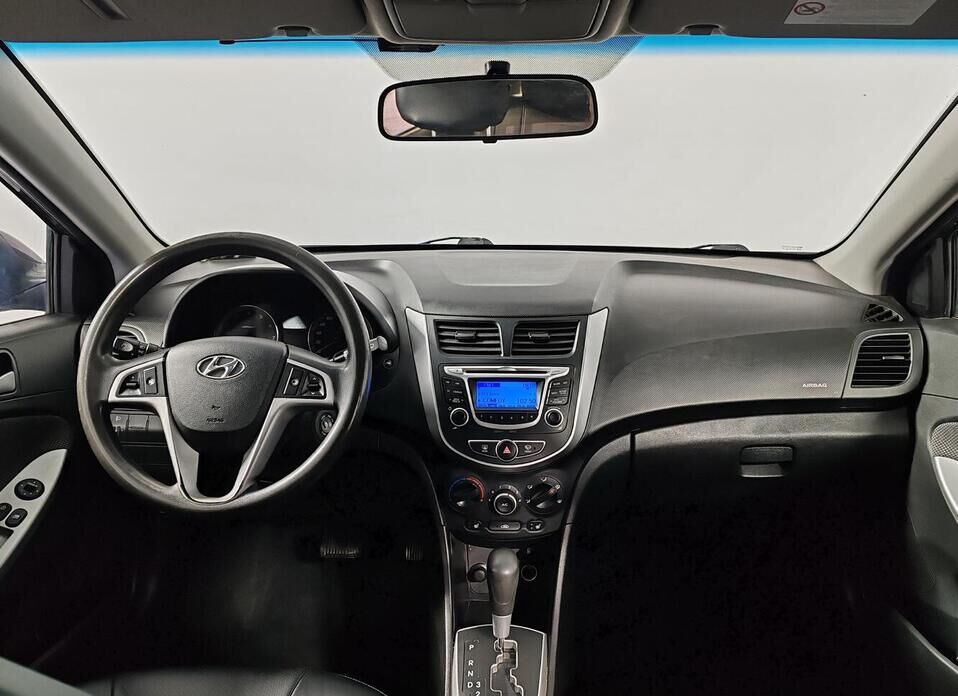 Hyundai Solaris, I Рестайлинг 1.6 AT (123 л.с.)