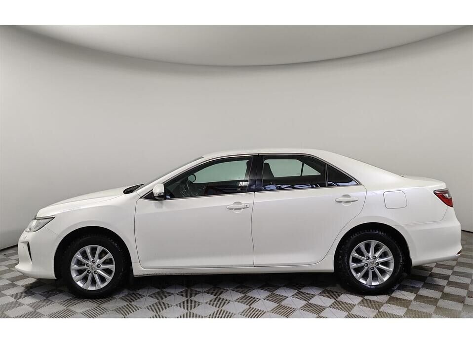 Toyota Camry, VII (XV50) Рестайлинг 2.5 AT (181 л.с.)