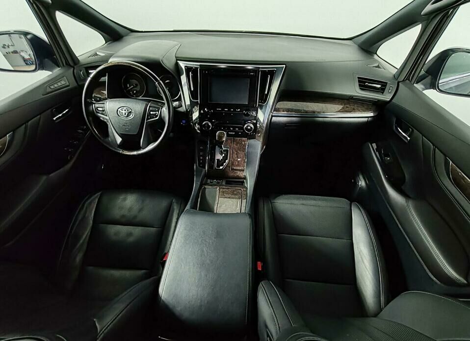 Toyota Alphard 3.5 AT (300 л.с.)