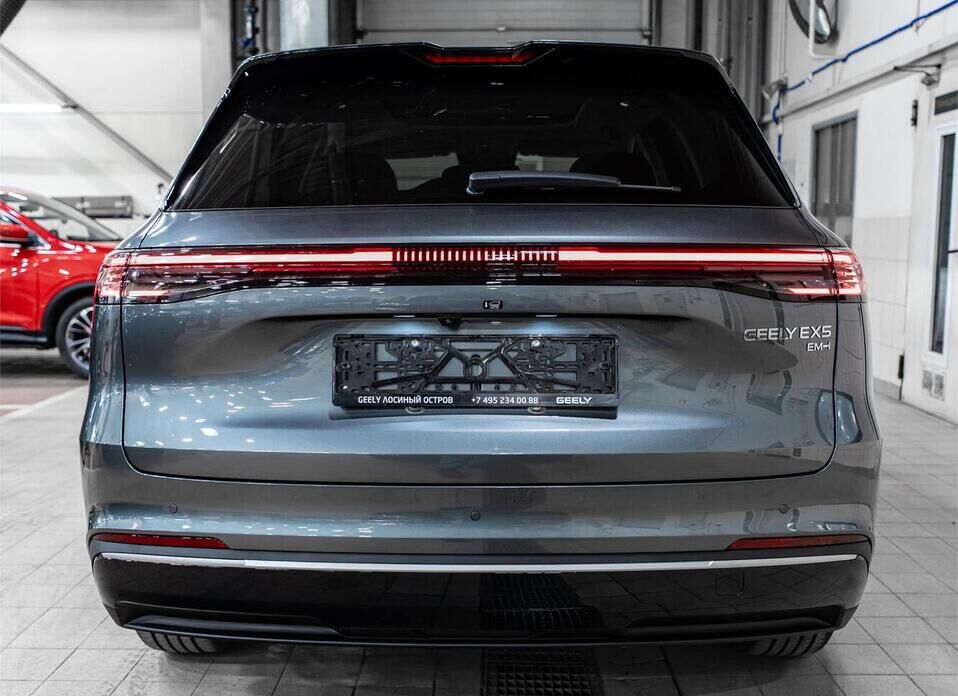 Geely EX5 EM-i 1.5hyb AT (167 л.с.)